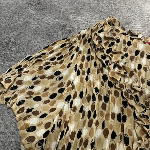 Sunny leigh ruched button up top - Picture 2 of 6